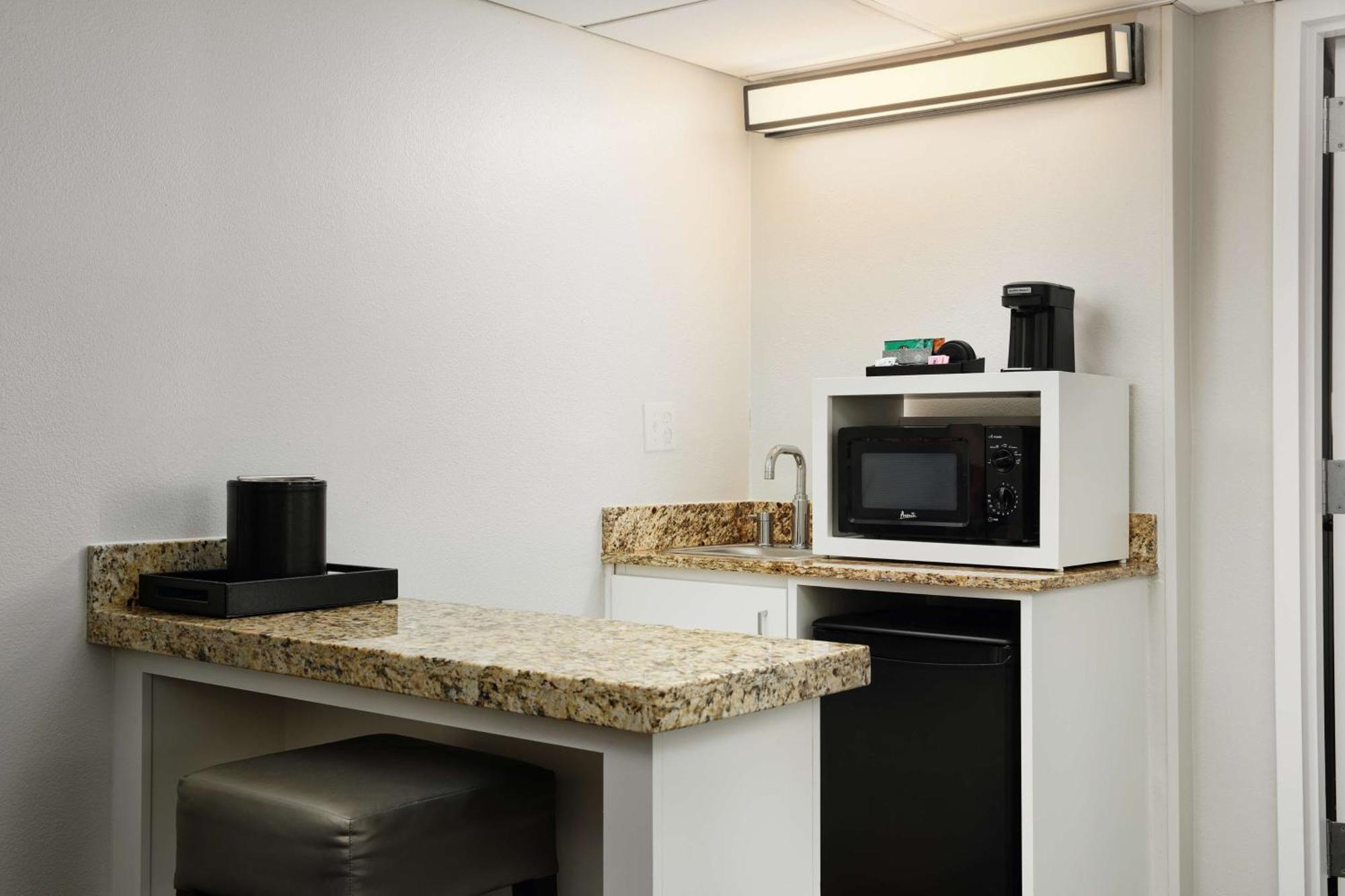 Embassy Suites By Hilton West Palm Beach Central Exteriör bild